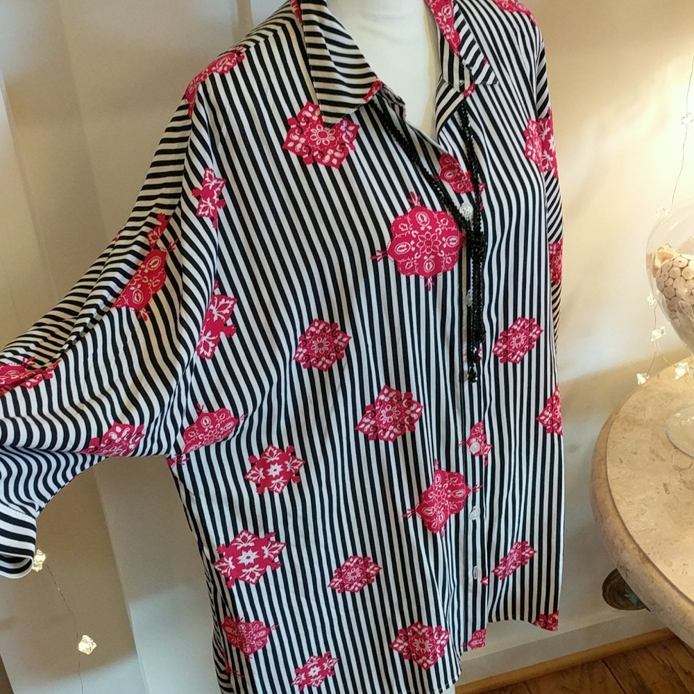 NWOT Chico's Black and White striped shirt